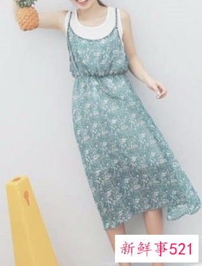 吊带裙怎么穿上去