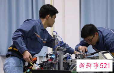 我国市场急需中高级技工，技校招生却寥寥无几