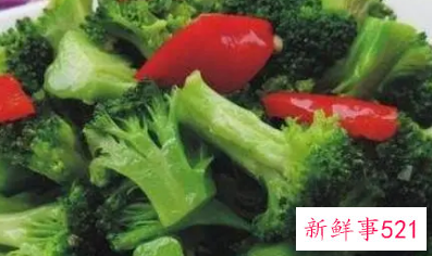 西兰花不能跟什么一起吃