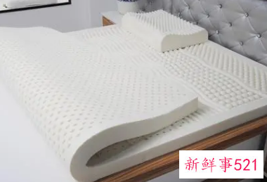 乳胶床垫为什么有味道
