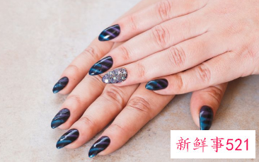 简单易学的指甲彩绘教程