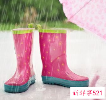 梦见下雨房子漏水是什么意思