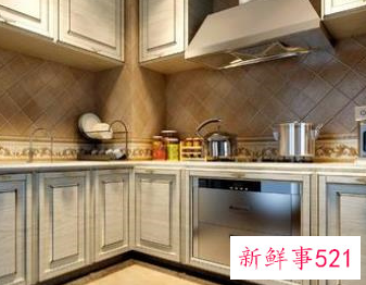 定制橱柜常用的三种设计造型