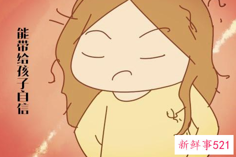 3岁女孩太臭美妈妈很为难