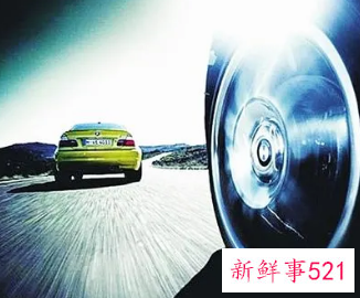 梦到汽车刹车刹不住碰到别人的车