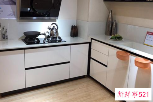 橱柜台面不结实怎么办