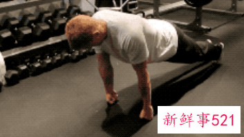 如何短时间提高俯卧撑数量