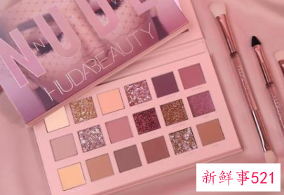 买什么礼物送女生最好