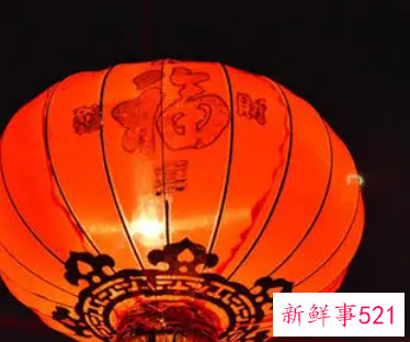 过年挂灯笼的寓意和象征