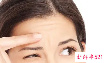 额头纹每天按摩可以消除