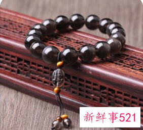 属兔男戴什么手串最合适