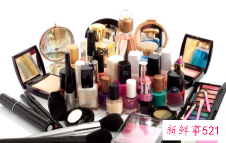 买什么礼物送女生最好