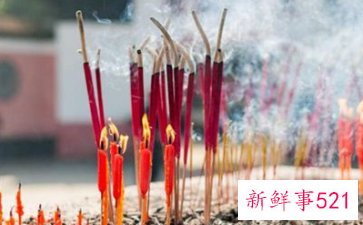 梦见去庙里烧香是什么意思