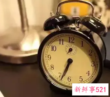 人体最佳睡眠时间表图片