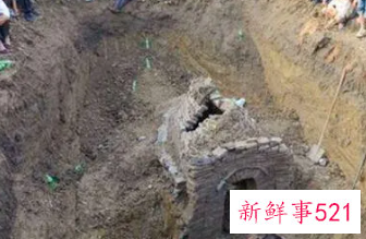 梦见死人下葬队伍是什么意思