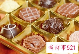 第一次追女孩子送什么礼物好