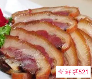 梦见和别人一起吃猪头肉肉