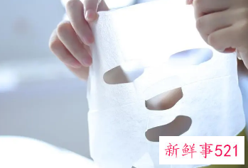 用什么水敷脸可以收缩毛孔