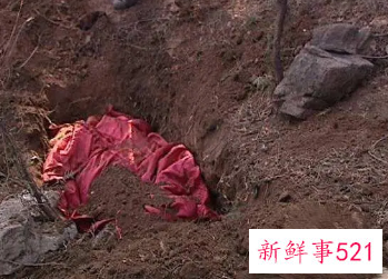 梦见死人下葬队伍是什么意思