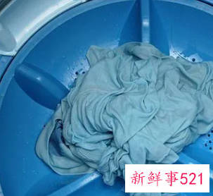 湿衣服存放变臭了怎么办