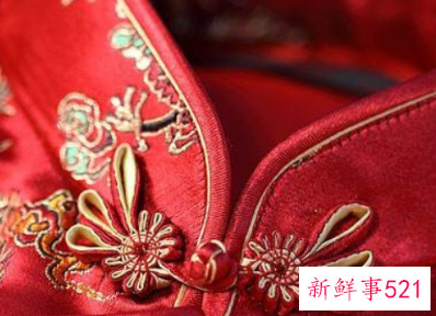 春节的服饰的来历和特色