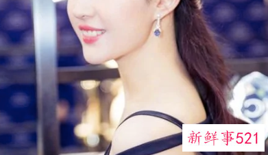 皮肤黑要涂什么颜色的口红