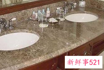 旧的大理石台面抛光