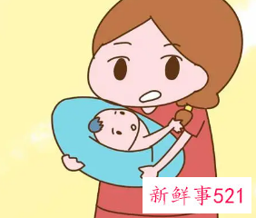 怀男孩上身早的表现