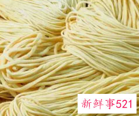 梦见吃面条周公解梦