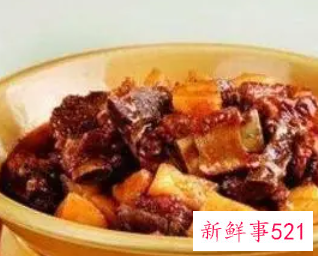 排骨土豆菠菜能一起吃吗