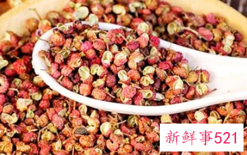 炖鸡汤最忌讳放三样东西