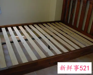 床托和排骨架区别