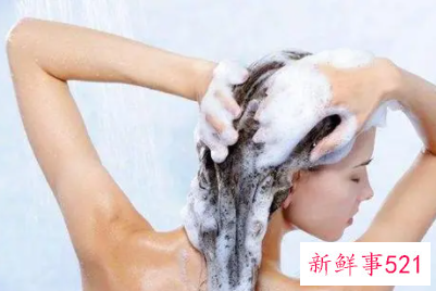冬天头发应该几天洗一次