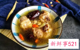 炖鸡汤最忌讳放三样东西