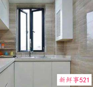 窗户下面墙体渗水