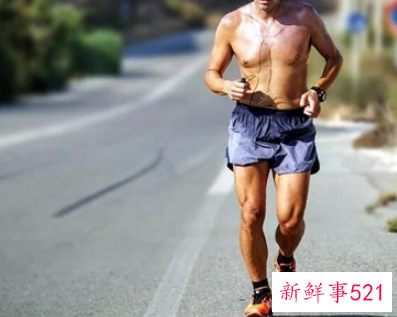 梦见被坏人盯上与跟踪