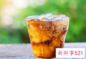 长时间喝碳酸饮料会怎么样