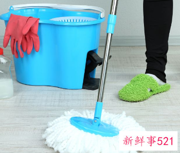 回南天地面潮湿用什么拖地