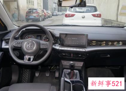 女的买什么车好