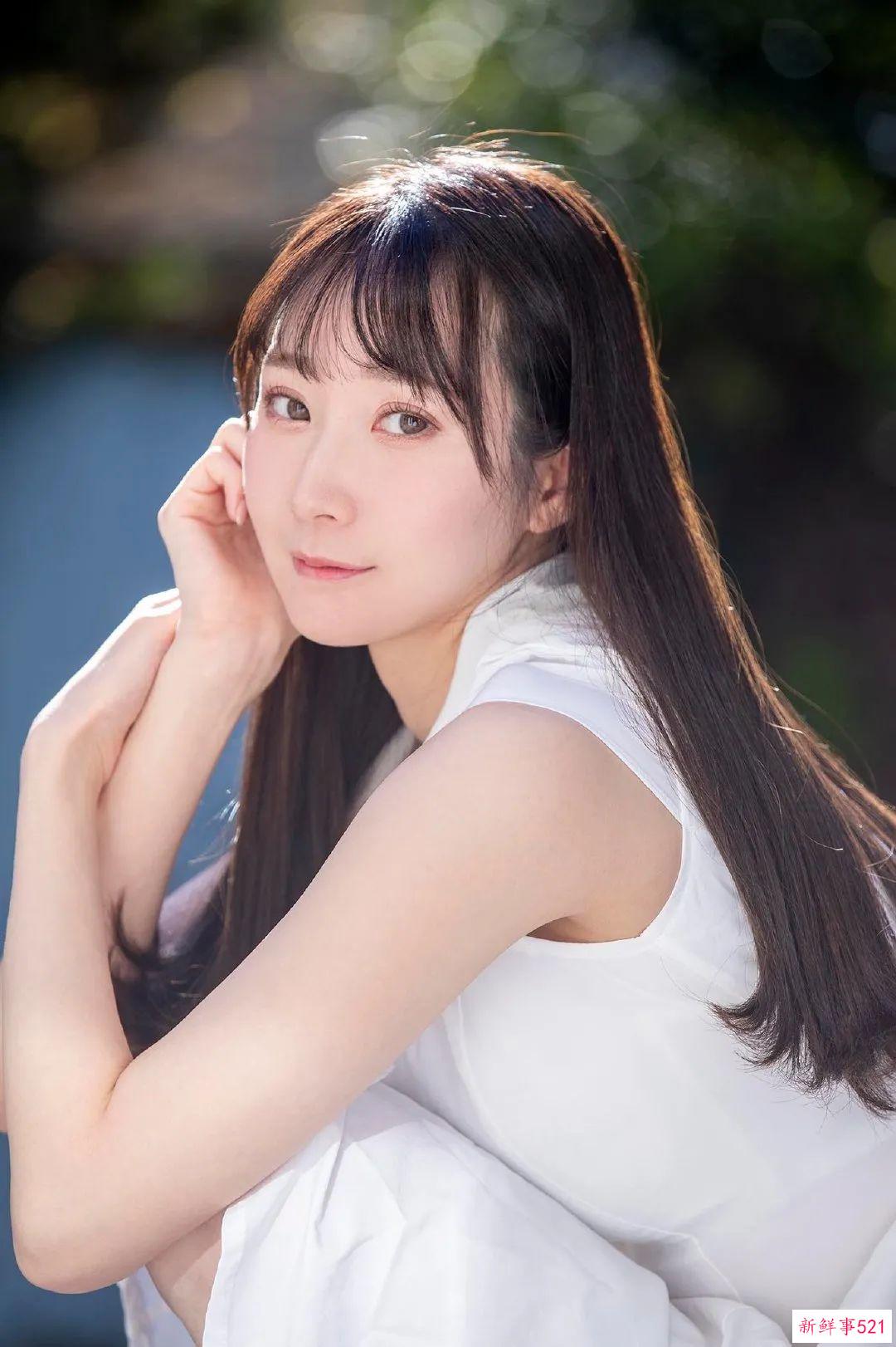 去年出道的极品日本女优