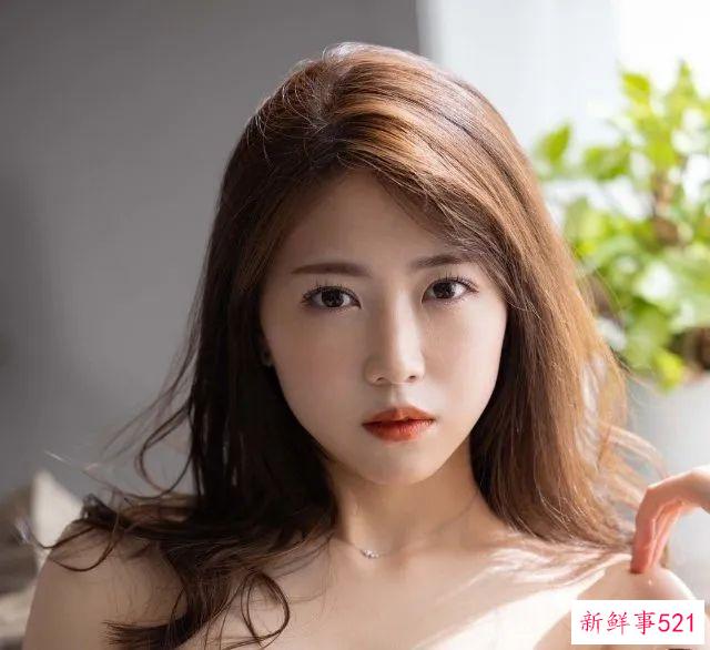 去年出道的极品日本女优