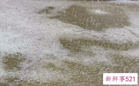 梦见下小冰雹什么意思