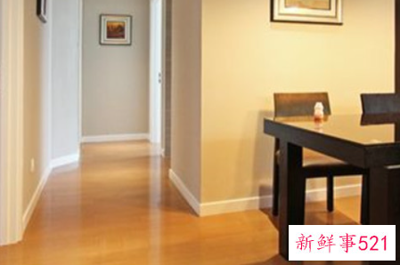 地板为什么越来越滑怎么办