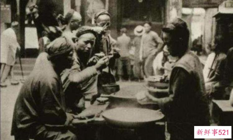 挖出银元事件，挖出的银元以假乱真