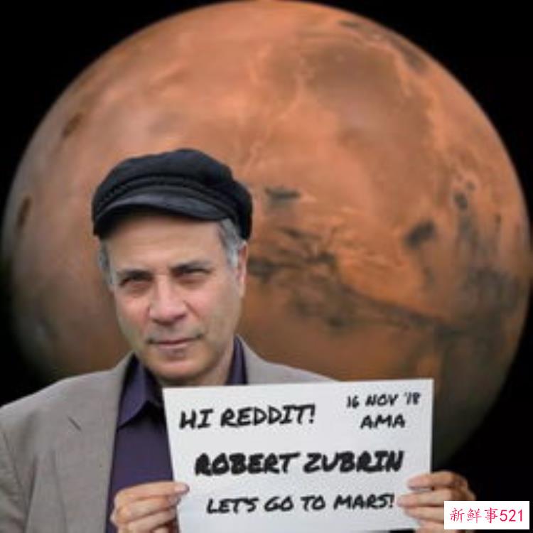 在未来的星际航行中，科幻探索宇宙飞船