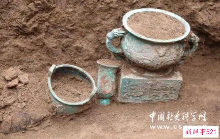 古墓被盗案，古墓被盗死了几十个盗墓贼