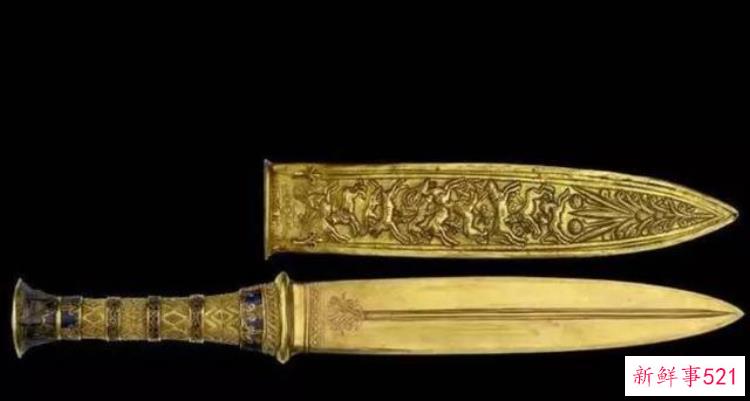 埃及法老墓被盗「1922年埃及法老王陵墓被打开出土黄金匕首专家不是地球产物」