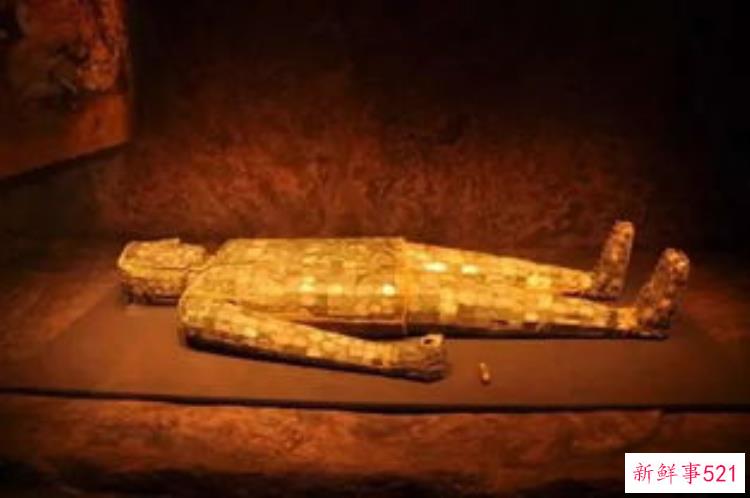 刘备墓出土文物，金缕 玉衣