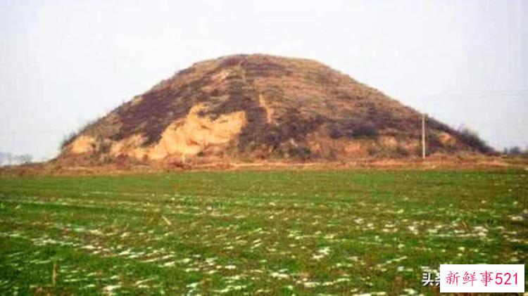 河北一山包寸草不生考古队查看后发现蹊跷连夜申请驻军封锁