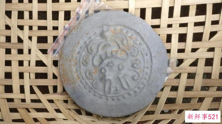 成都正府街发现明代郡王府遗址出土大量龙纹凤纹琉璃构件